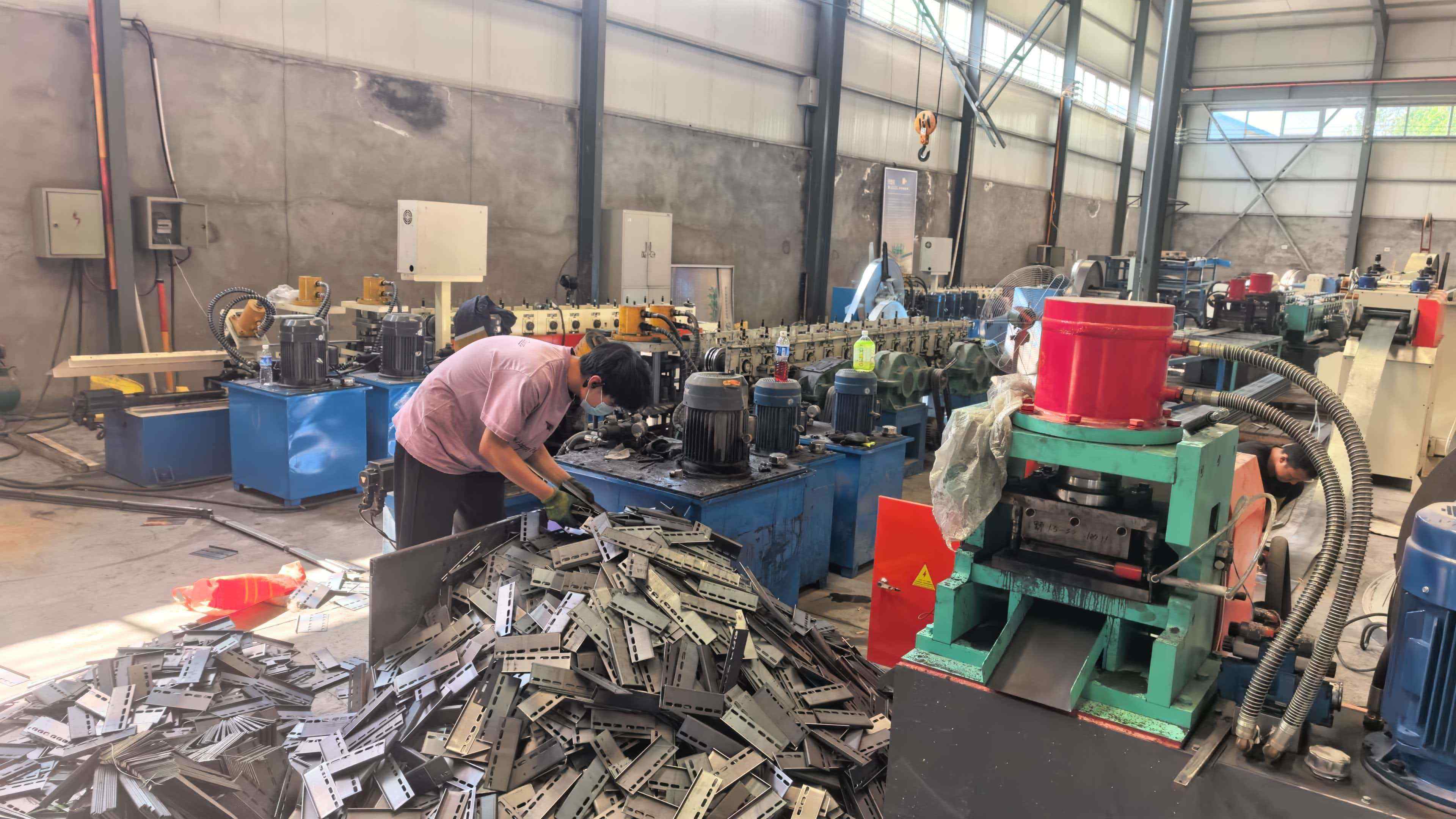 绵阳市热浸锌桥架锌铝镁桥架 - 推荐